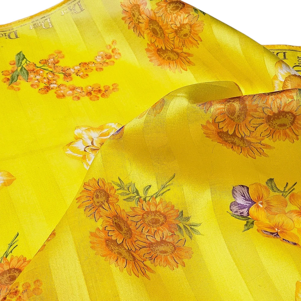 DIOR SCARF - Picture 8 of 13